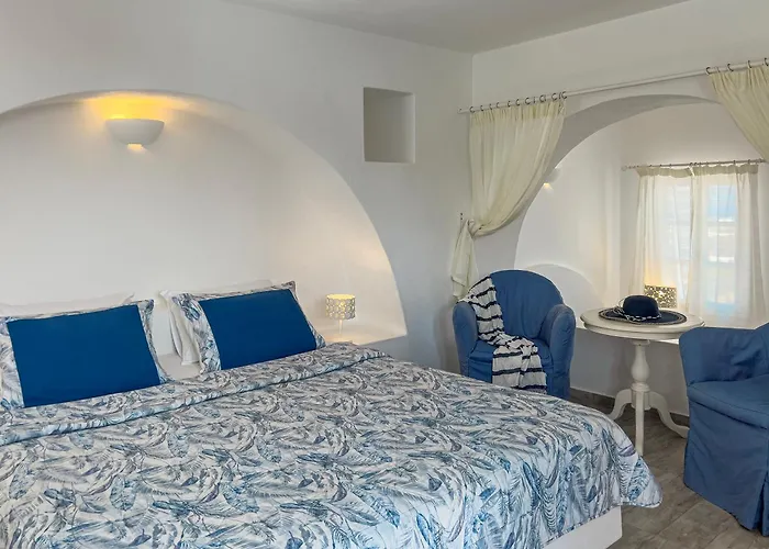 Aspalathras White Hotel